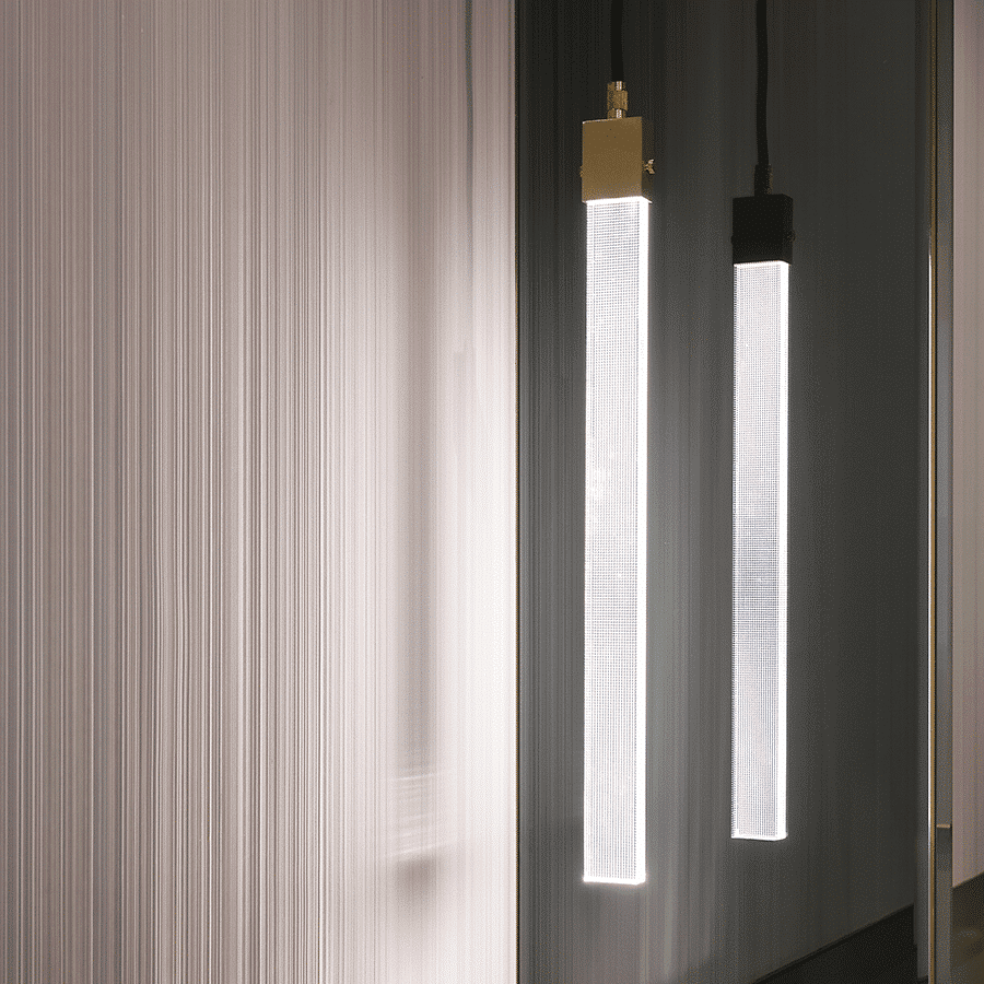 Vertical suspension light